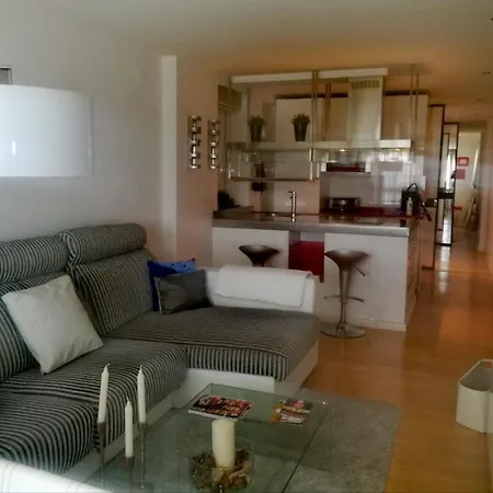 Lejlighed Precioso Duplex Reina Mercedes 5 Minutos Hospital
