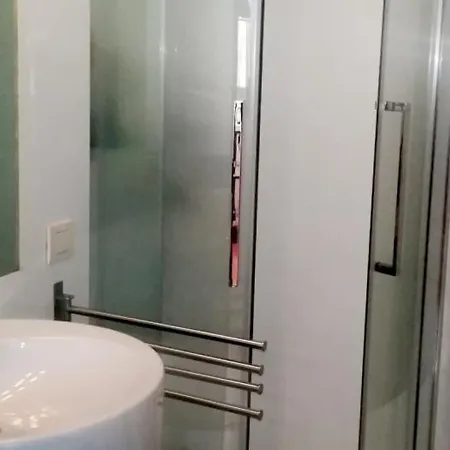 Precioso Duplex Reina Mercedes 5 Minutos Hospital セビリア