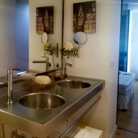 Precioso Duplex Reina Mercedes 5 Minutos Hospital アパート *