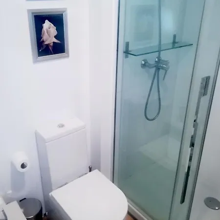 アパート Precioso Duplex Reina Mercedes 5 Minutos Hospital