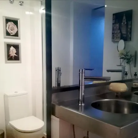 Precioso Duplex Reina Mercedes 5 Minutos Hospital セビリア