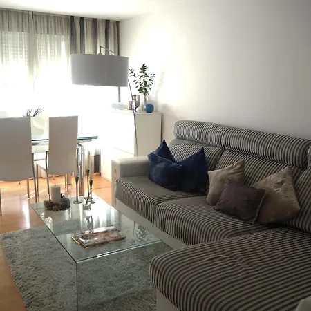 アパート Precioso Duplex Reina Mercedes 5 Minutos Hospital *